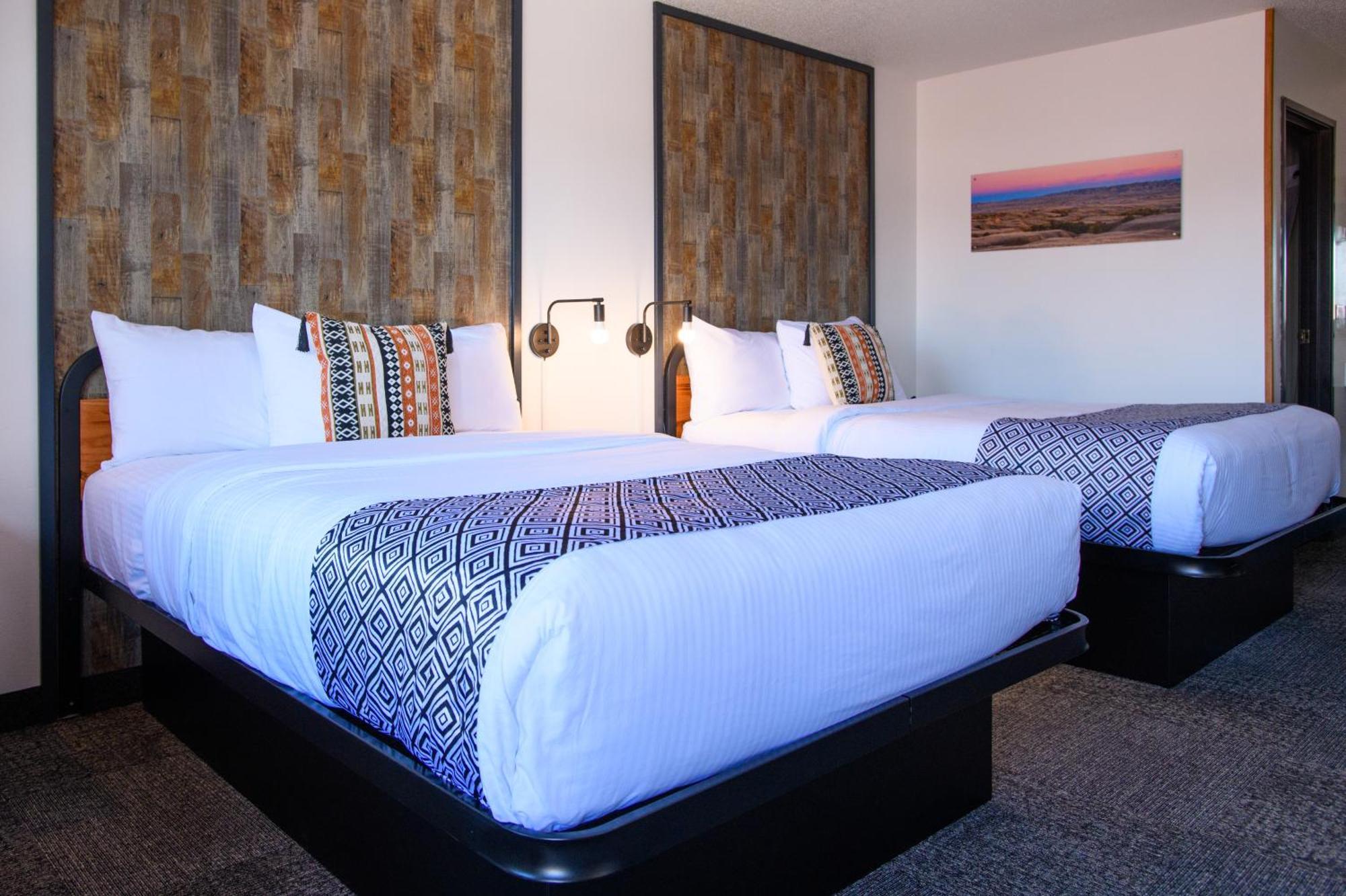 Hansen Inn & Cabins Wall Bagian luar foto